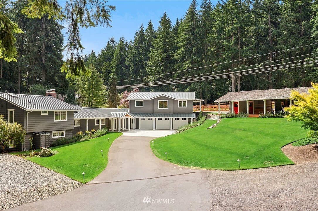 Property Photo:  5273 140th Avenue NE  WA 98005 