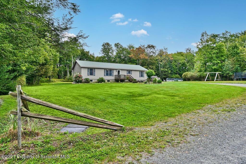 Property Photo:  76 Crestmont Drive  PA 18424 