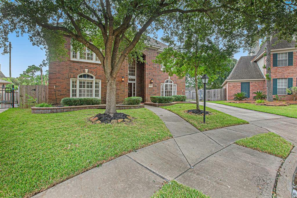 Property Photo:  15615 Wildwood Run  TX 77433 