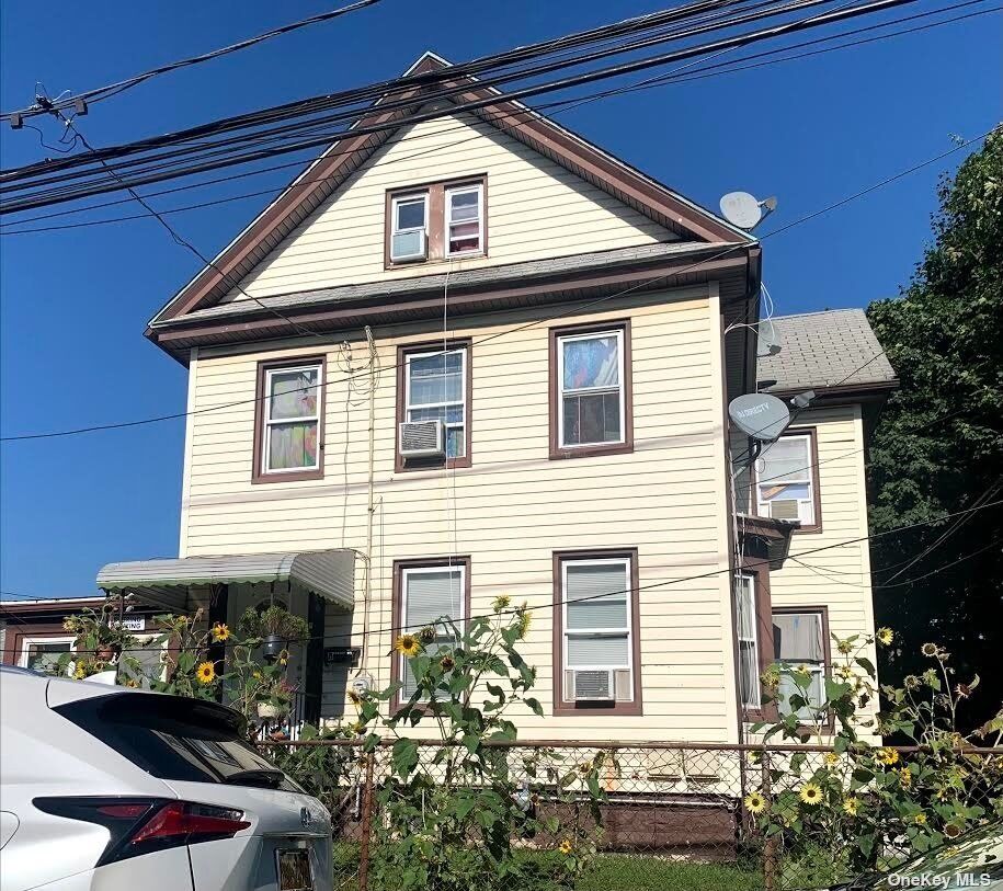 Property Photo:  8 Covert Street  NY 11550 