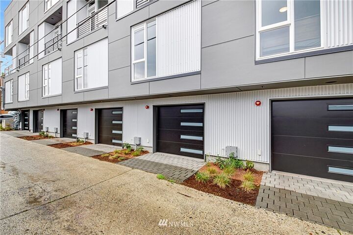 3014 SW Charlestown Street D  Seattle WA 98126 photo