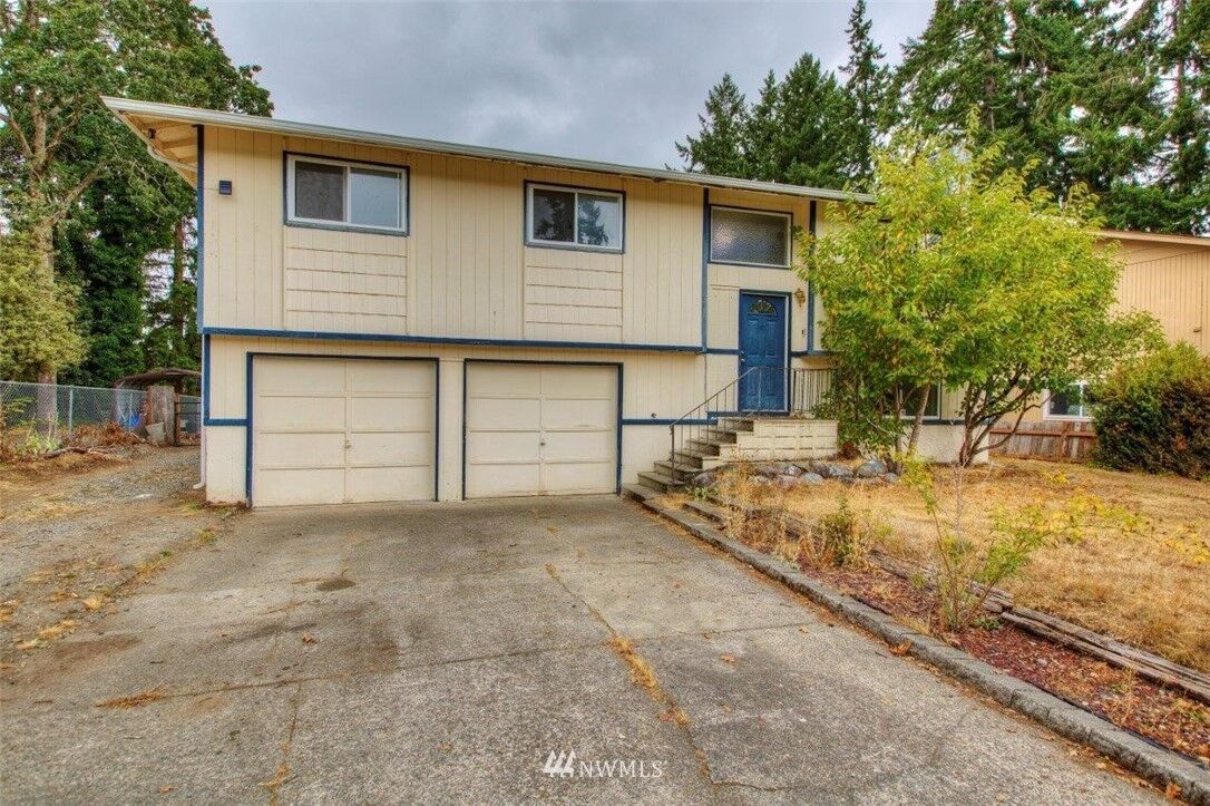 Property Photo: 1713 155th Street E WA 98445