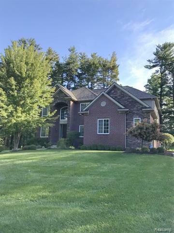 Property Photo:  1111 Iroquois Trail  MI 48371 