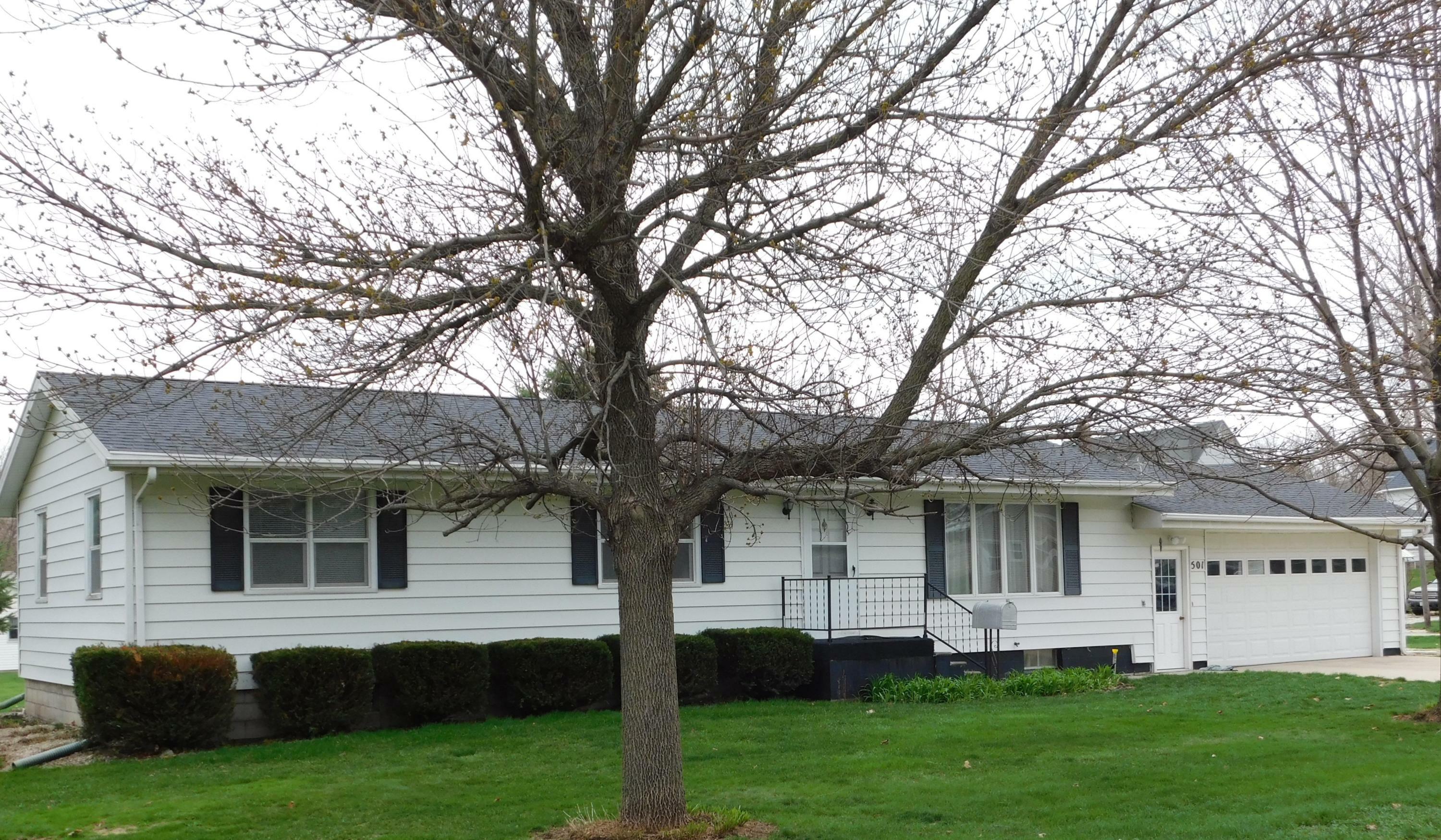 Property Photo:  501 Livingston Street  IA 50050 