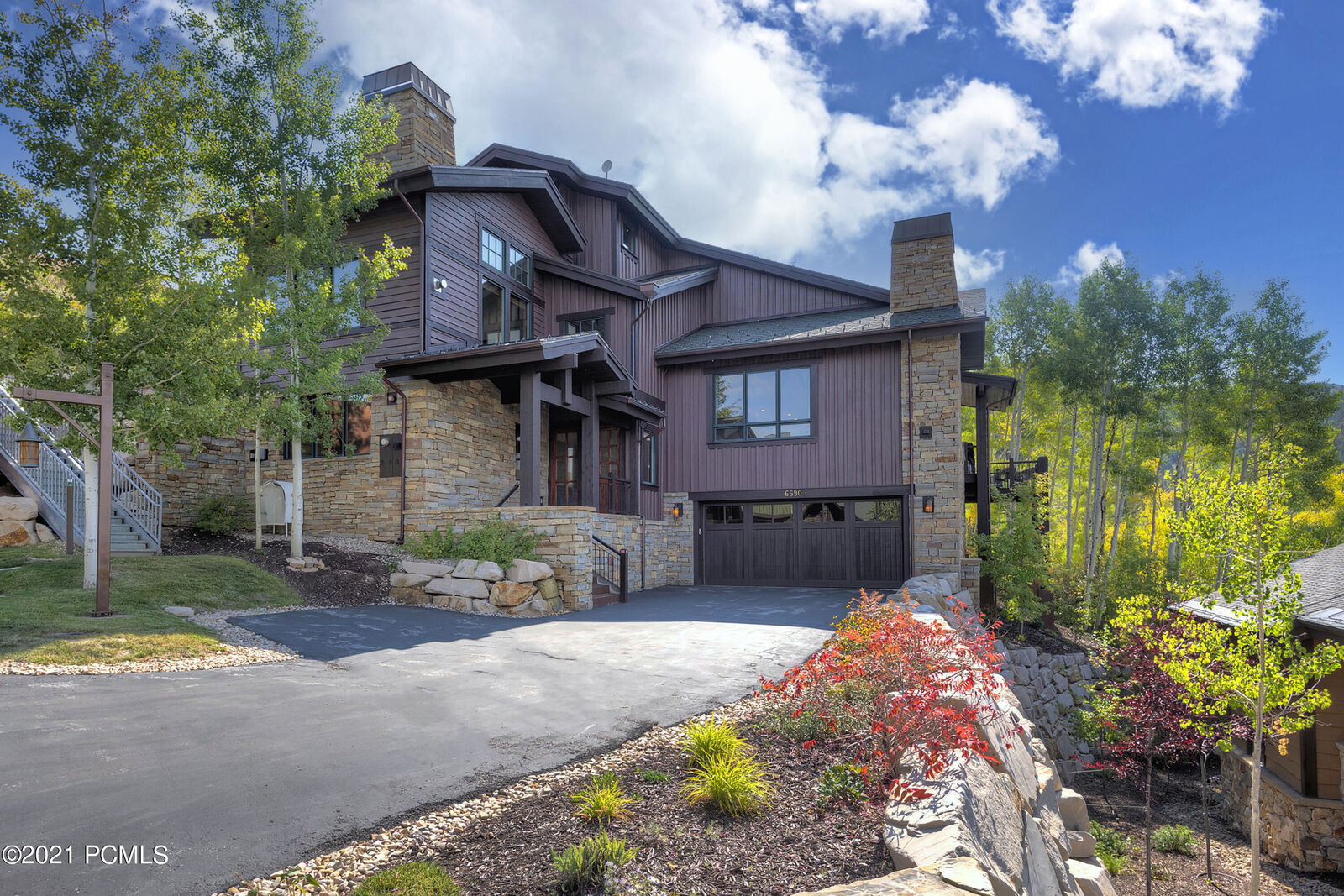 Property Photo:  6590 Lookout Drive  UT 84060 