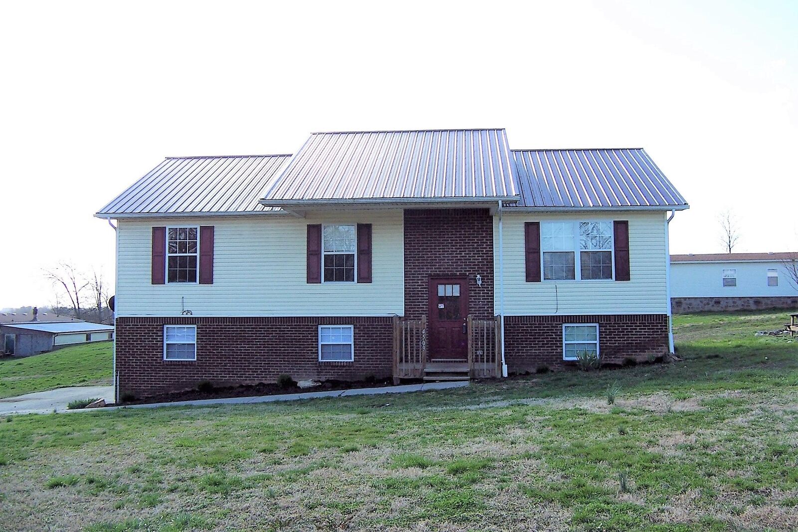 Property Photo: 4509 Primrose Circle TN 37804