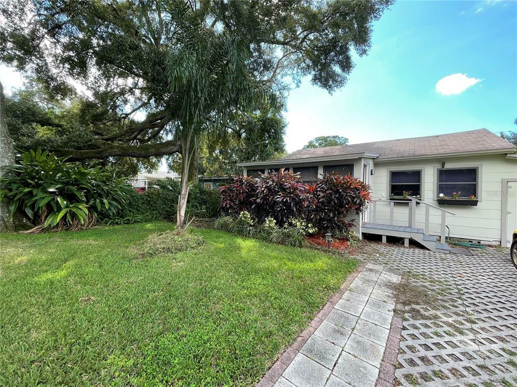 Property Photo:  6350 29th Way N  FL 33702 