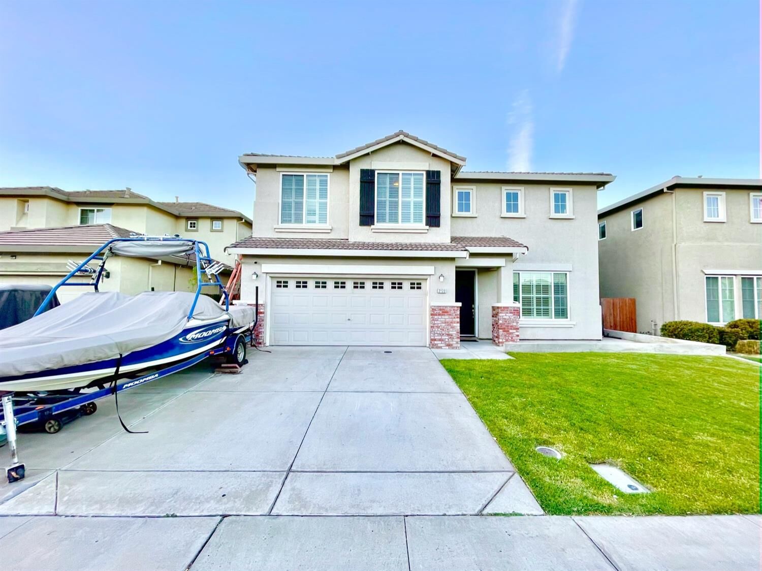 Property Photo:  2129 Evening Street  CA 95209 