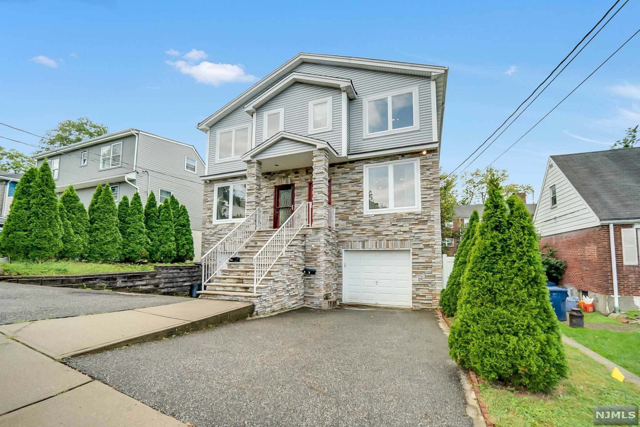 Property Photo: 425B Thompson Street NJ 07601