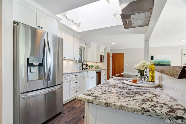 Property Photo: 2820 78th Ave SE WA 98258