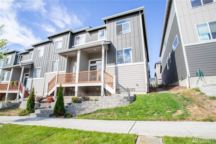 Property Photo:  2413 Schley Blvd  WA 98310 