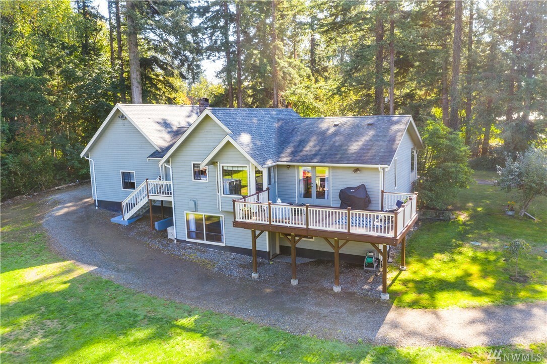 Property Photo:  2200 Willeys Lake Rd  WA 98240 