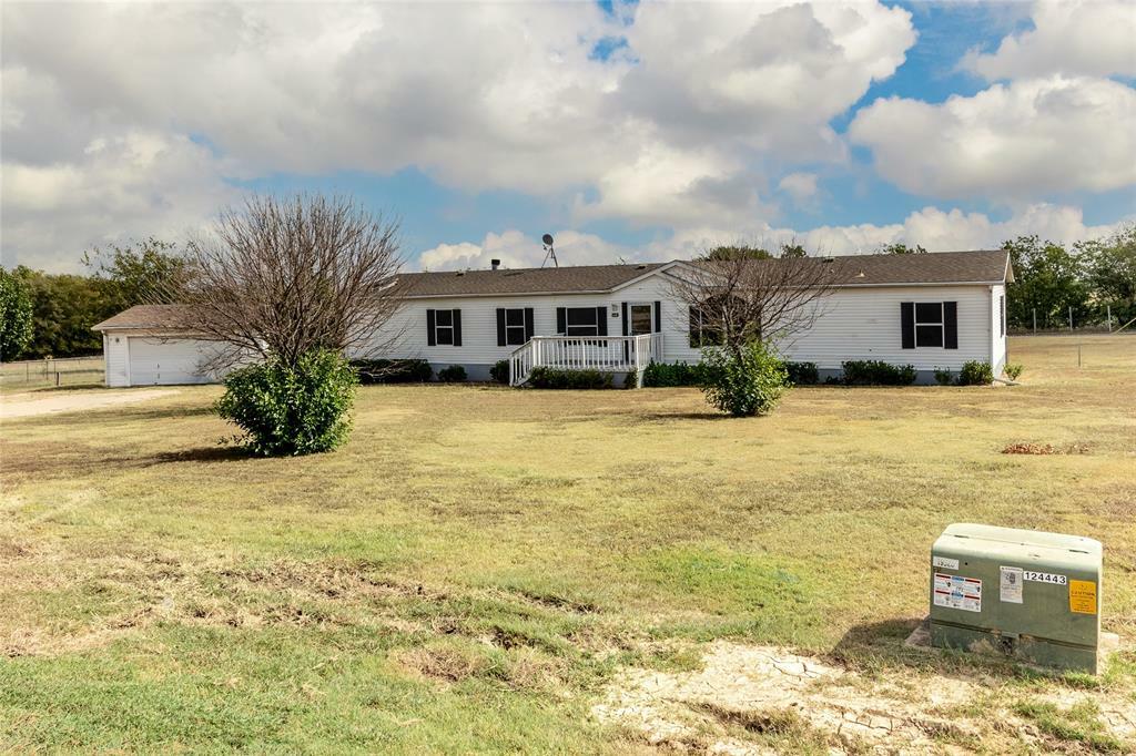 Property Photo:  1301 Speedway Drive  TX 76078 