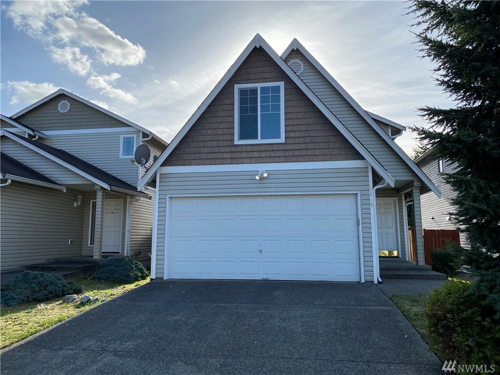 Property Photo:  18618 29th Ave E  WA 98445 