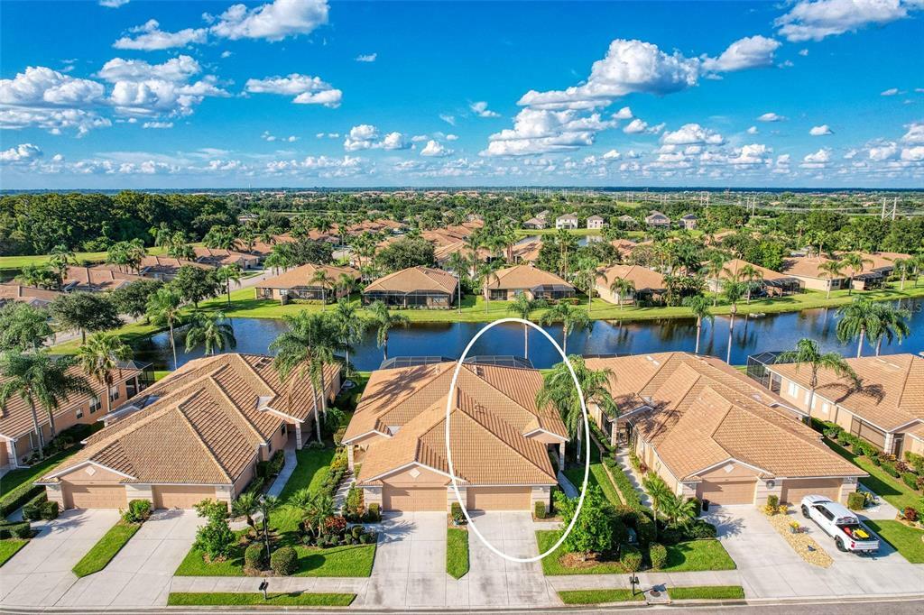 Property Photo:  8307 Eagle Isles Place  FL 34212 