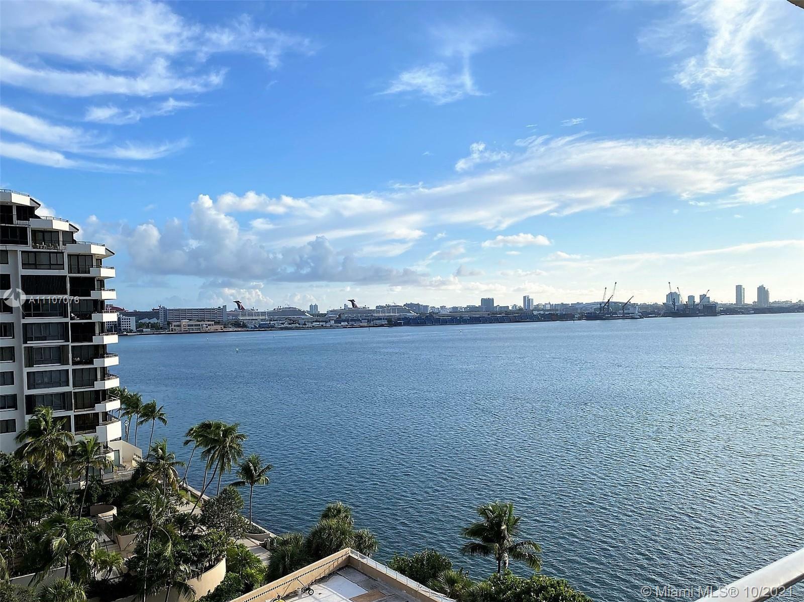 Property Photo:  770 Claughton Island Dr 1011  FL 33131 