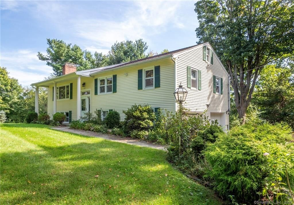 Property Photo:  23 William Street  CT 06851 