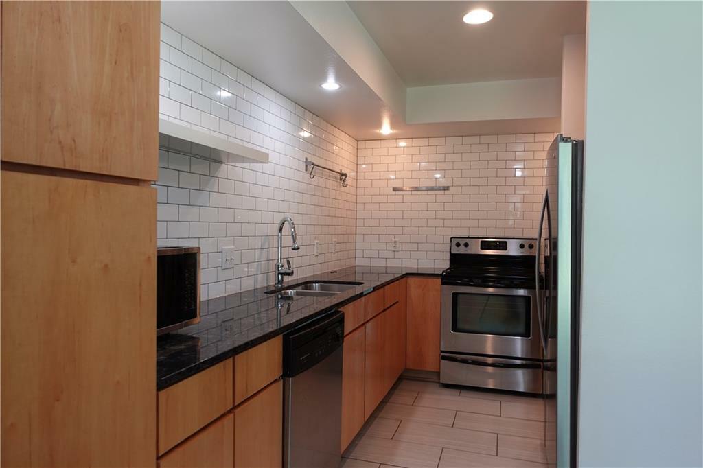 Property Photo:  2200 Dickson Drive 123  TX 78704 