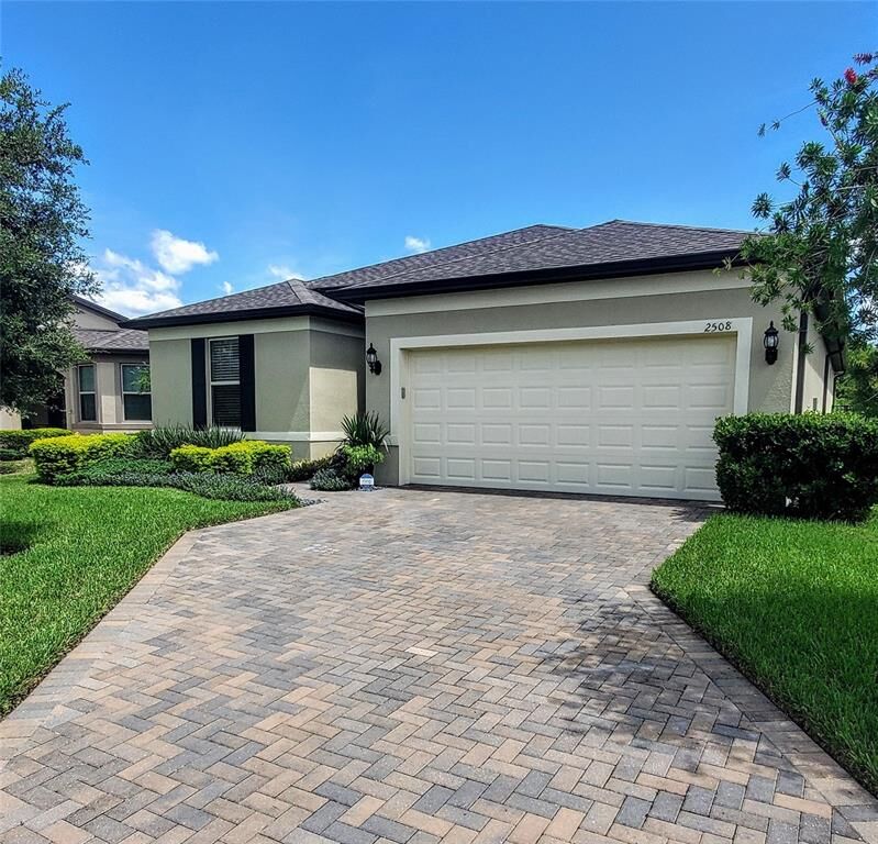 Property Photo:  2508 Civitas Place  FL 32707 