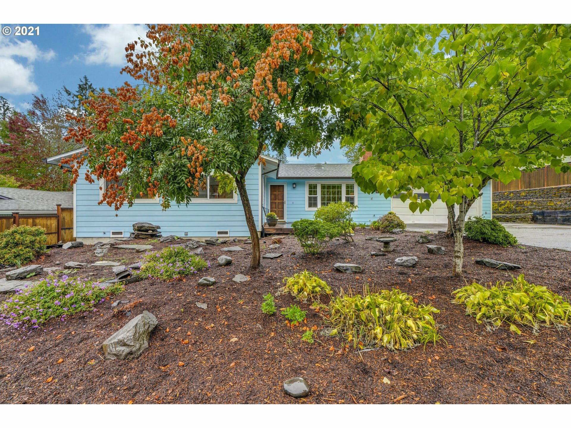 4937 SW Coronado St  Portland OR 97219 photo