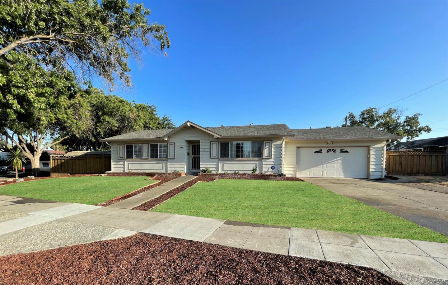 Property Photo: 418 Grey Ghost Avenue CA 95111