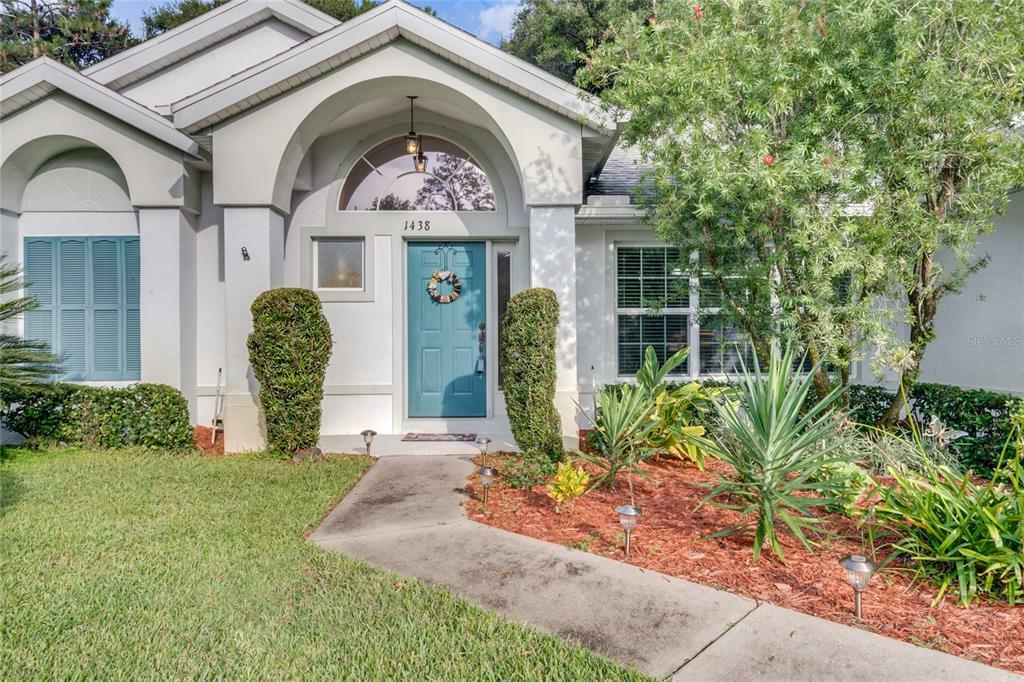 Property Photo: 1438 Maple Leaf Lane FL 32724