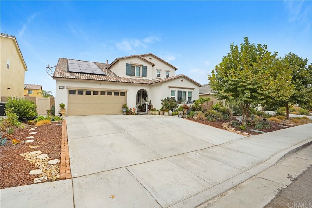 Property Photo:  15128 Audrey Drive  CA 92530 