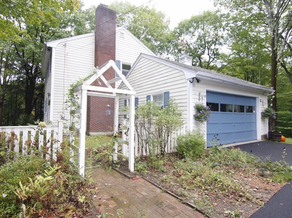 Property Photo: 19 Granite Circle NH 03444