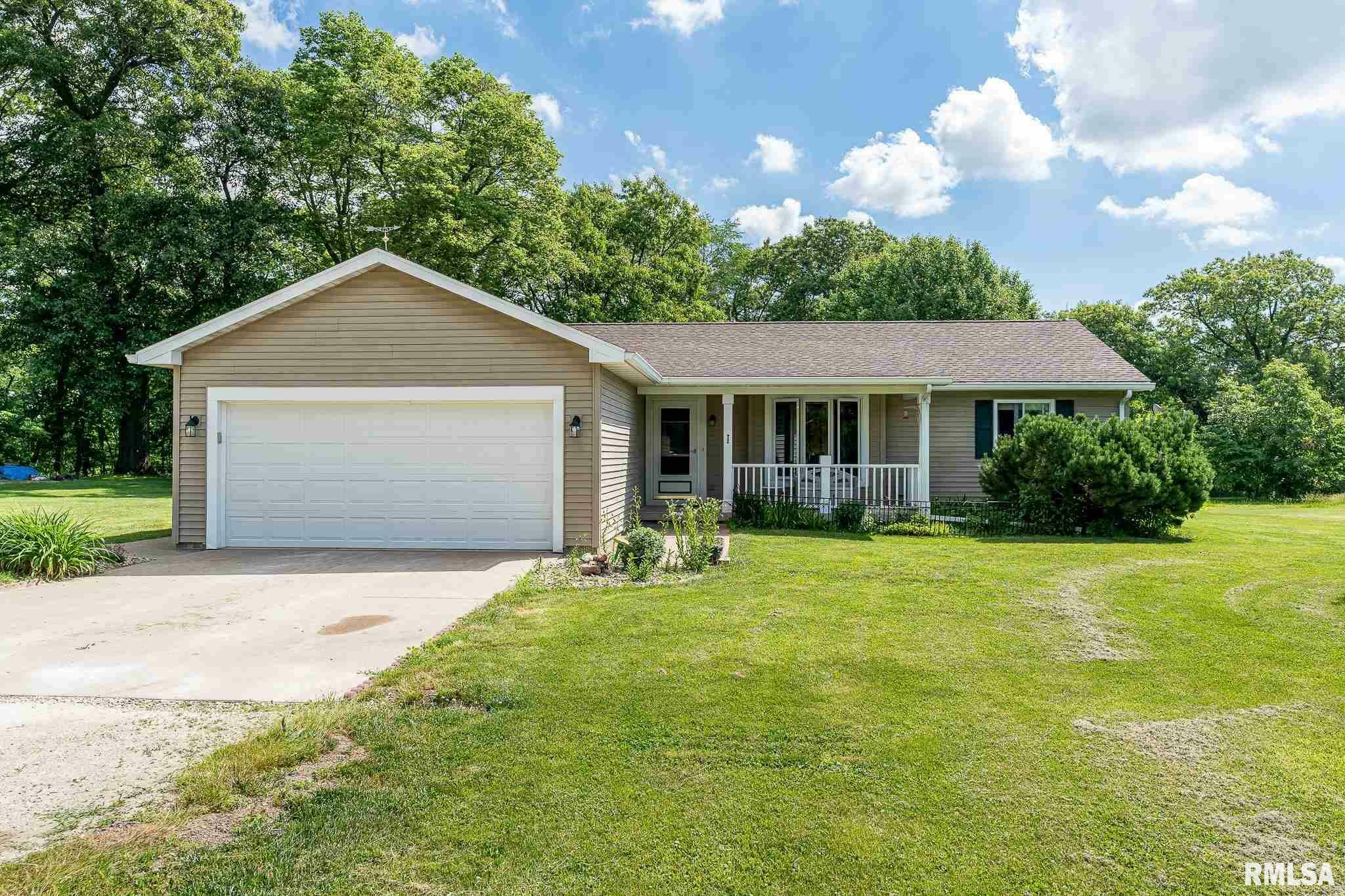 Property Photo: 1094 270th IL 61435