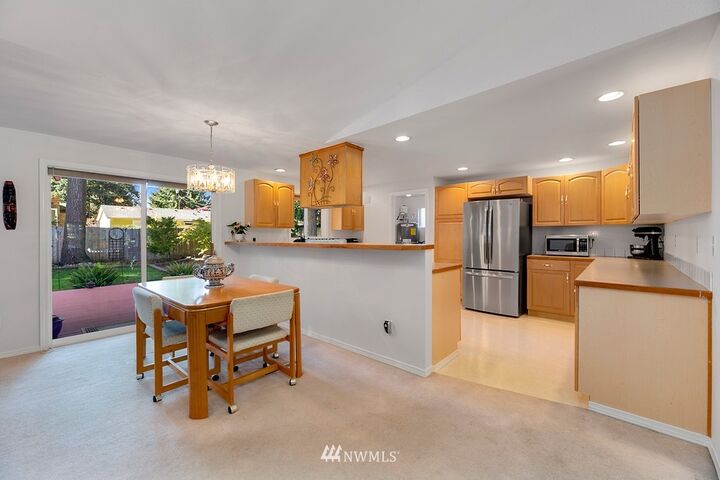 Property Photo:  22602  56th Avenue W  WA 98043 