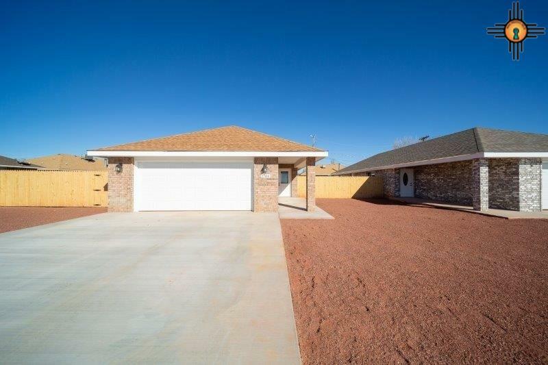Property Photo: 2704 E 14th NM 88101