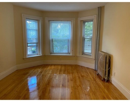 Property Photo:  128 Magazine St 4  MA 02139 