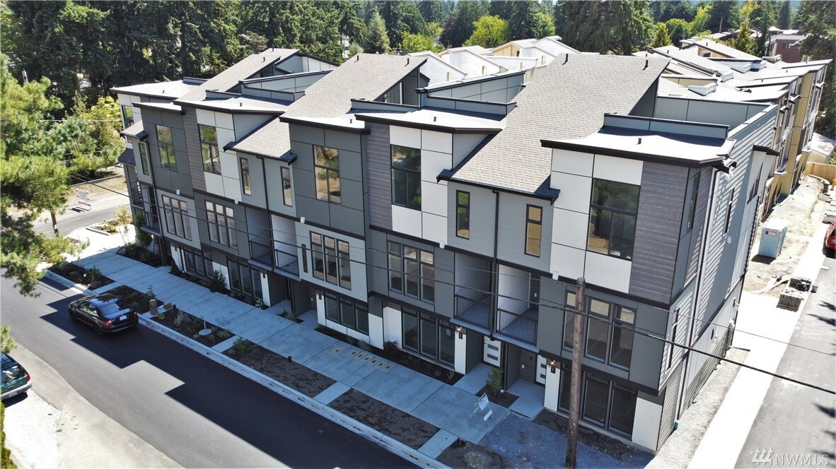 Property Photo: 5520 238th St SW A WA 98043