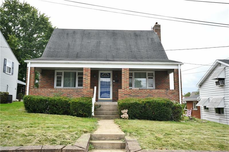 Property Photo:  40 Court Avenue  PA 15062 