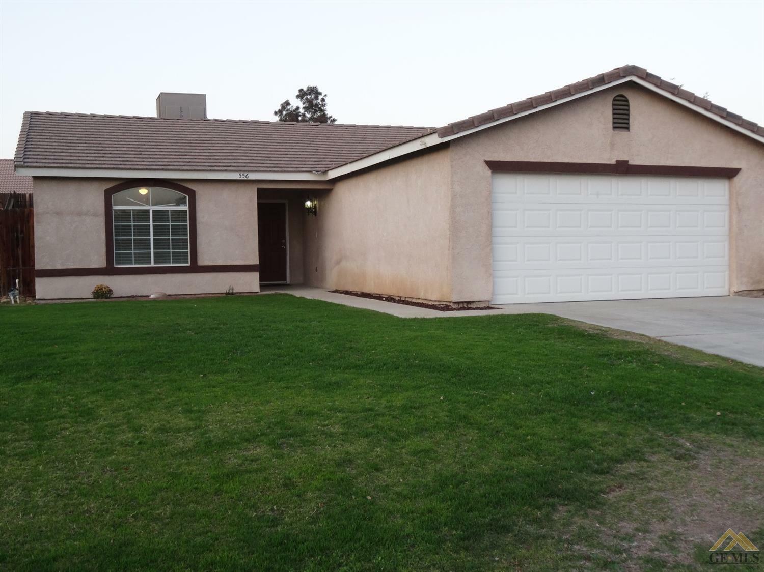 556 Sunset Meadow Lane  Bakersfield CA 93308 photo