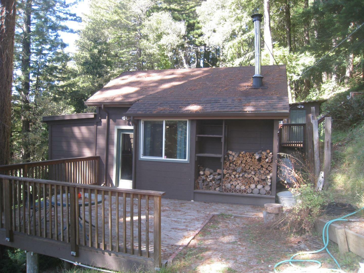 Property Photo:  347 Ridge Road  CA 94062 