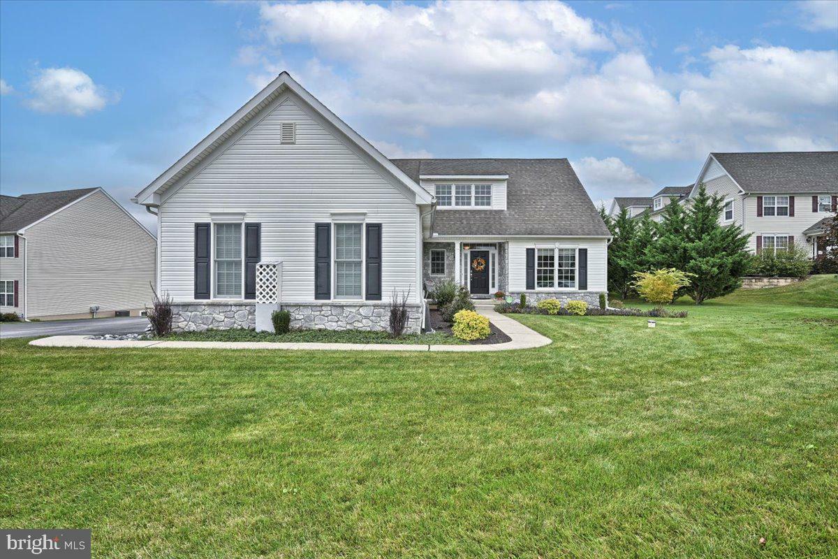 Property Photo:  1800 Stoneford Lane  PA 17078 