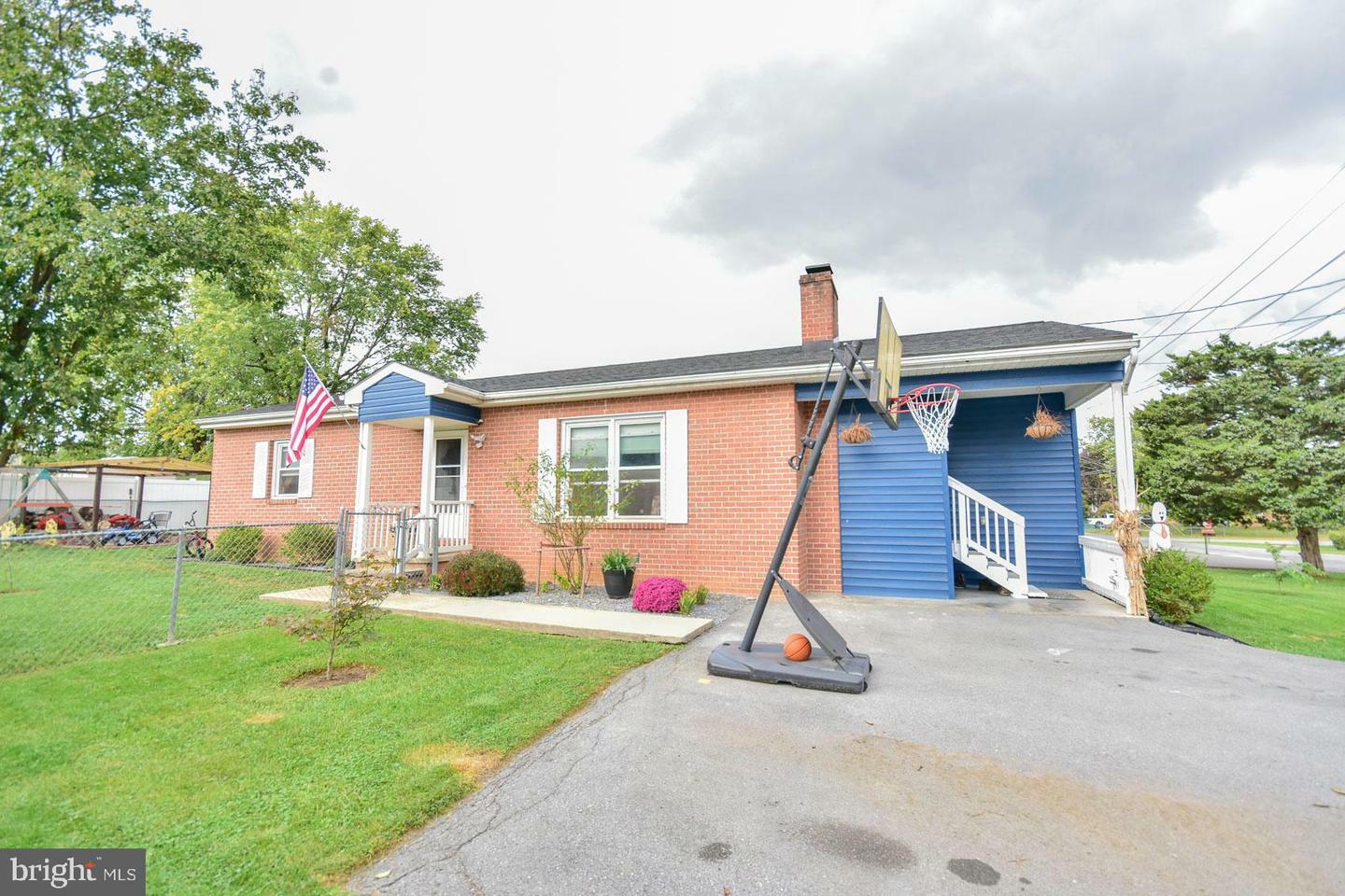 Property Photo:  803 Thompson Street  WV 25401 