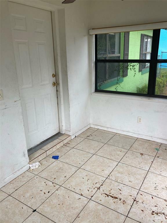 Property Photo:  1002 Ferguson Avenue  FL 34748 