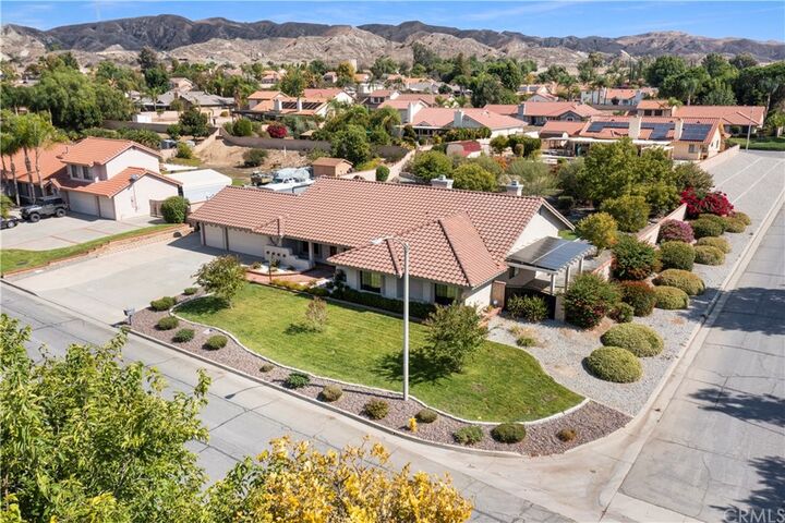 Property Photo:  11186 Twilight Way  CA 92555 