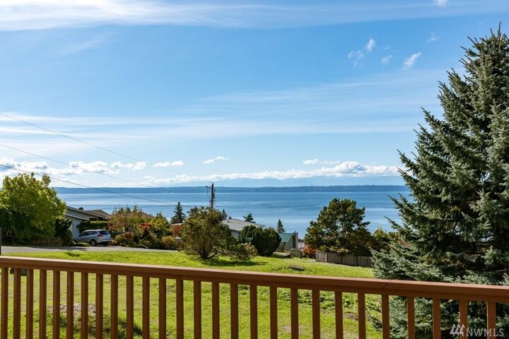 Property Photo: 4195 Possession Shores Rd WA 98236