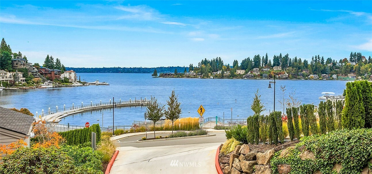 Property Photo:  9901 Lake Washington Boulevard NE A1  WA 98004 