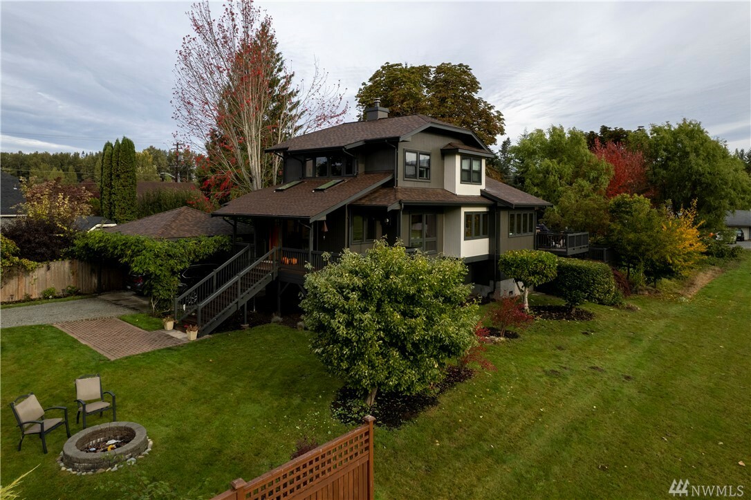 Property Photo:  39550 SE Alder St  WA 98065 