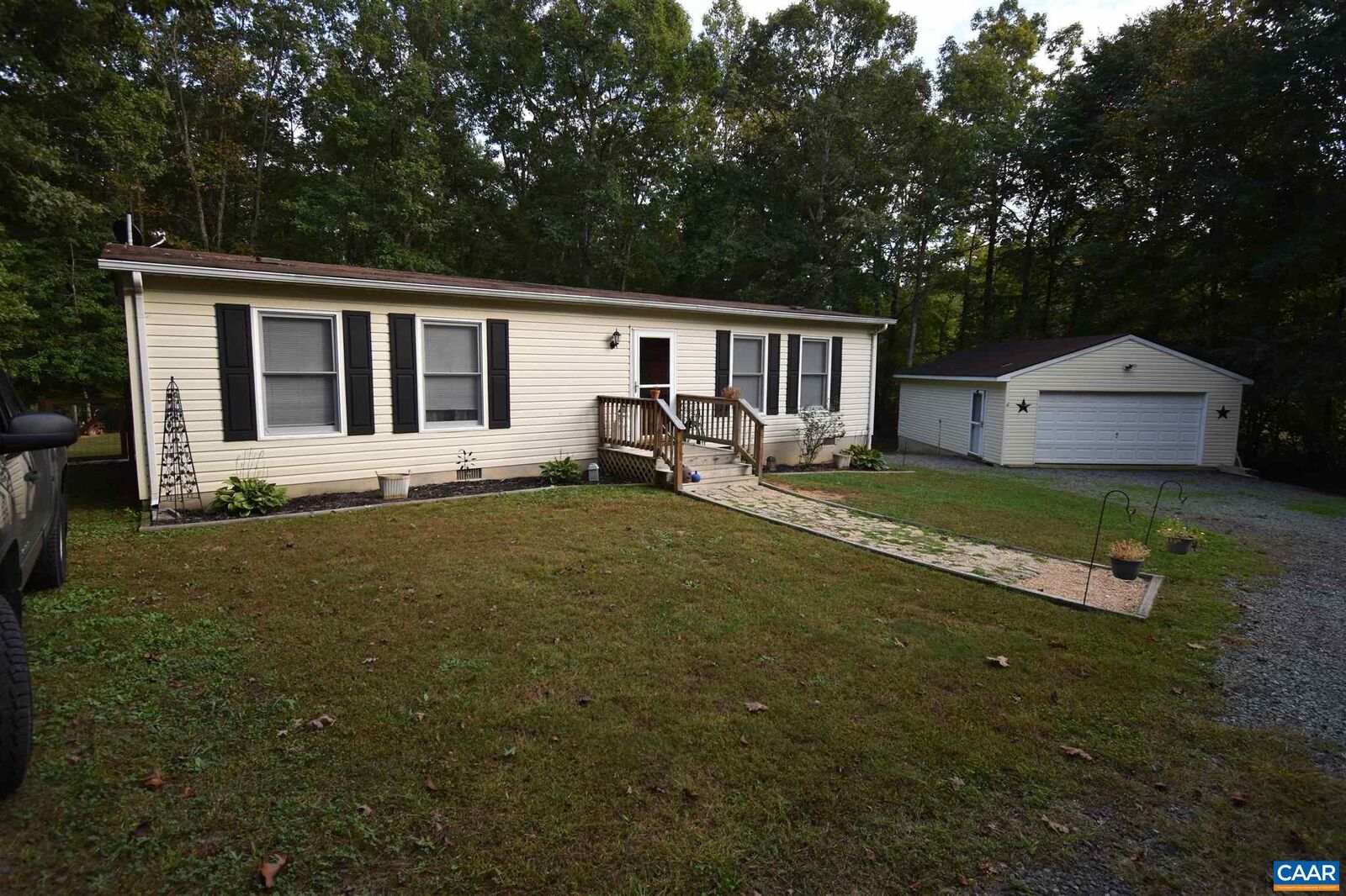 Property Photo: 1834 Red Hill Rd VA 22942