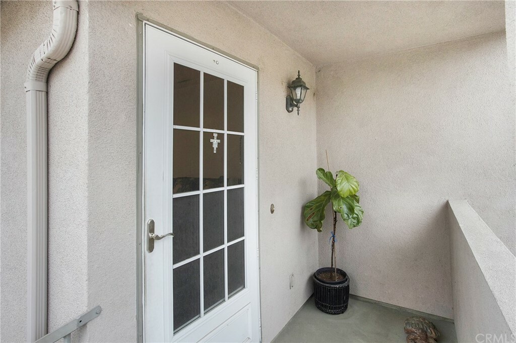 Property Photo:  1507 E Spruce Street B  CA 92870 