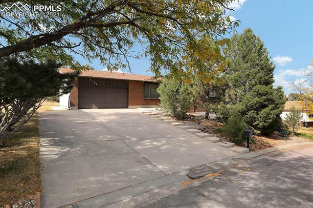 Property Photo:  5102 Overbrook Place  CO 80919 