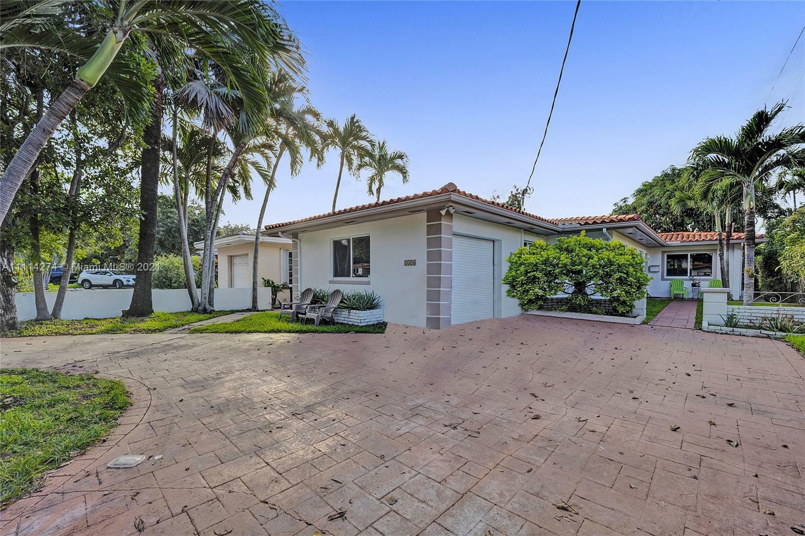 Property Photo:  1526 Bird Rd  FL 33146 