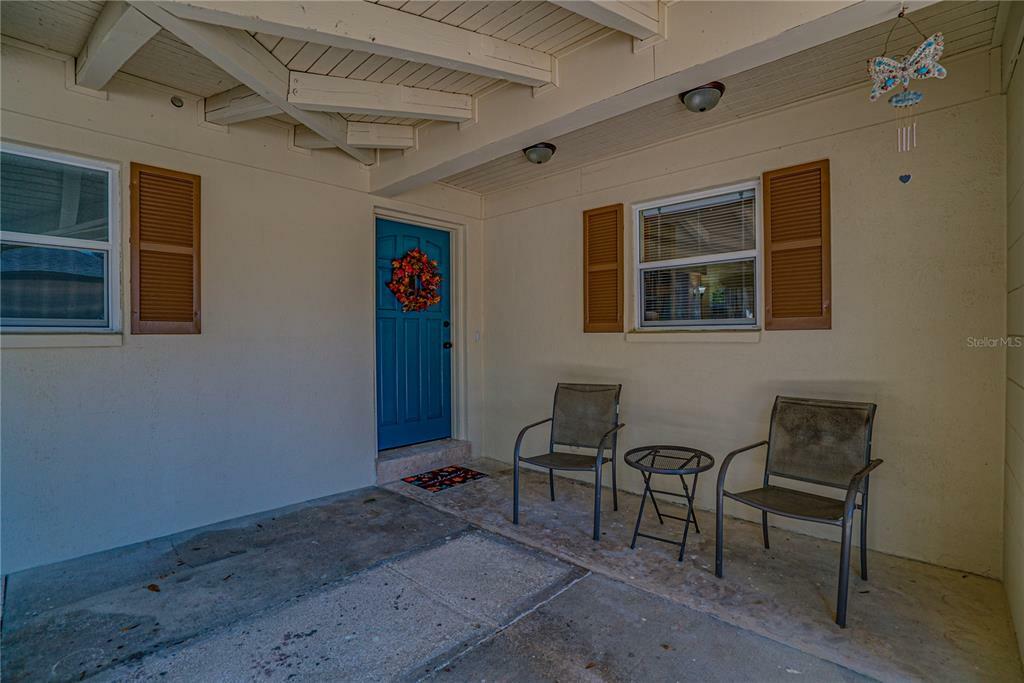 Property Photo:  6517 Cromwell Road  FL 33809 