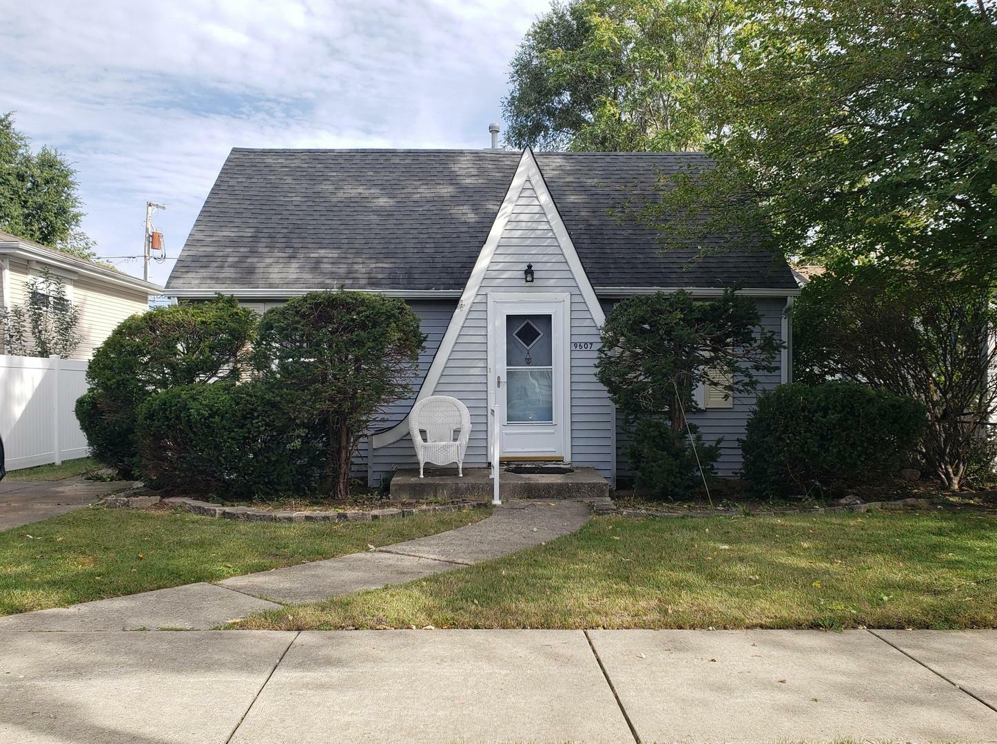 Property Photo:  9607 Merrimac Avenue  IL 60453 