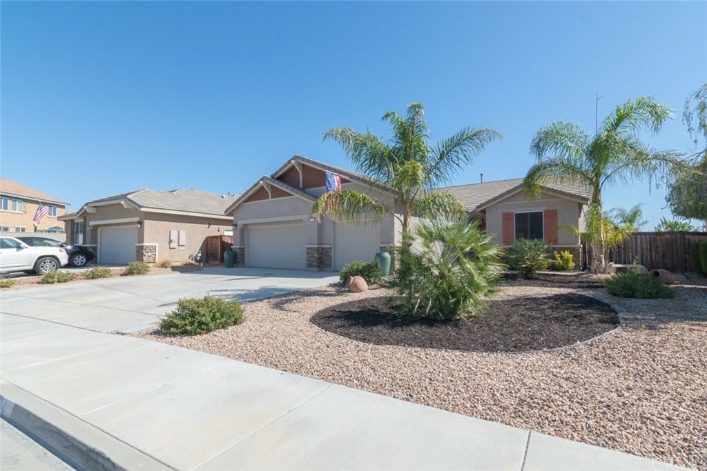 Property Photo:  32498 Falling Leaf Court  CA 92595 